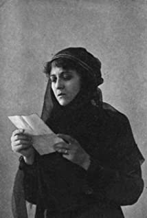 Yvette Andréyor