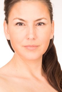 Delanna Studi